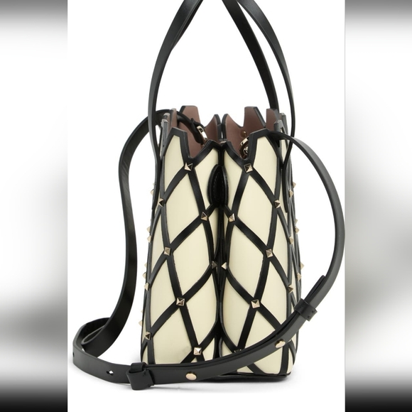 Valentino Garavani Beehive Rockstud Tote Bag - Picture 3 of 4